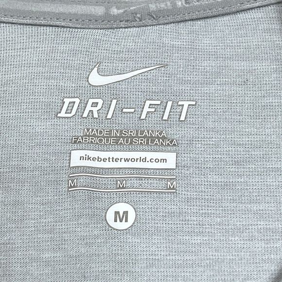 Nike Sweatshirt Womens Size Medium Gray Dri Fit Half Zip Pullover Jacket 2474 - Picture 11 of 14